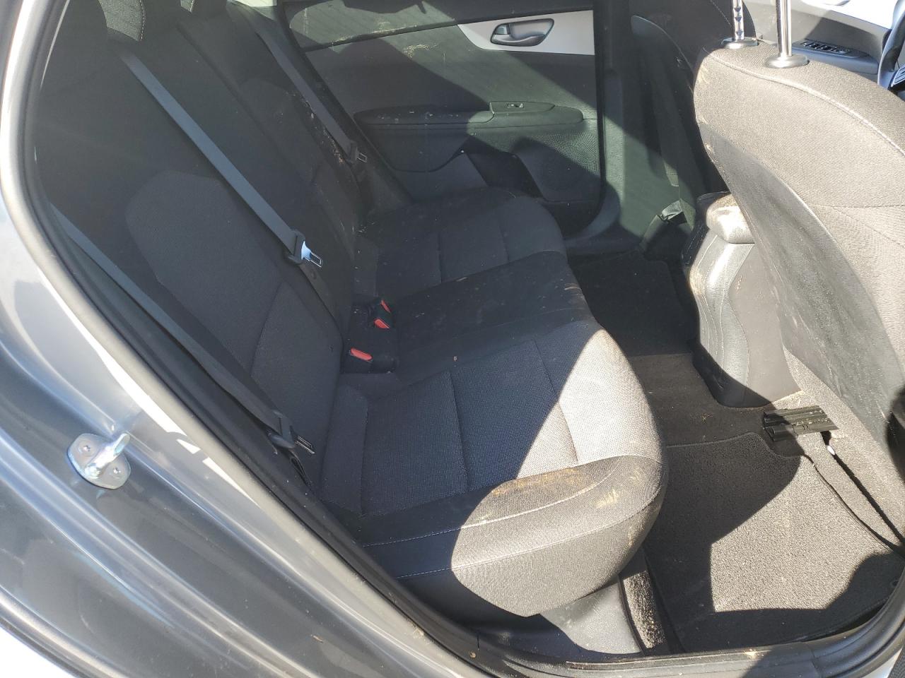 2024 Kia Forte - Image 11