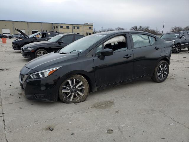  NISSAN VERSA 2021 Czarny
