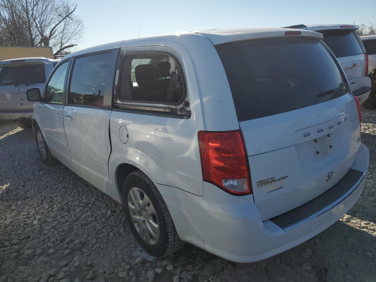 2016 Dodge Caravan - Image 2