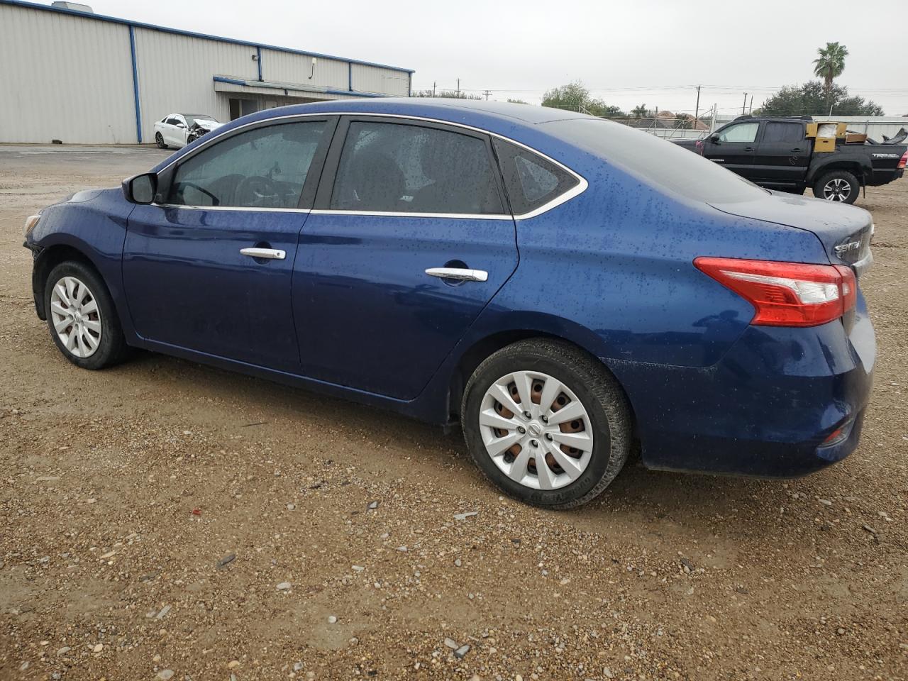 2018 Nissan Sentra - Image 2