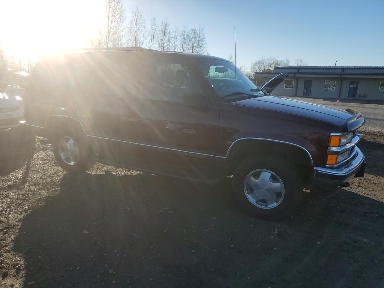 1998 Chevrolet Tahoe - Image 4