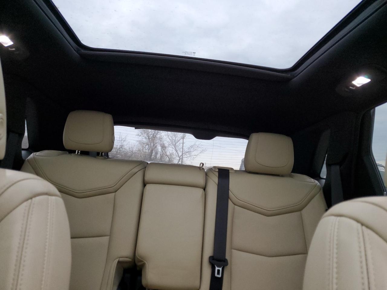 2019 Cadillac XT5 - Image 10