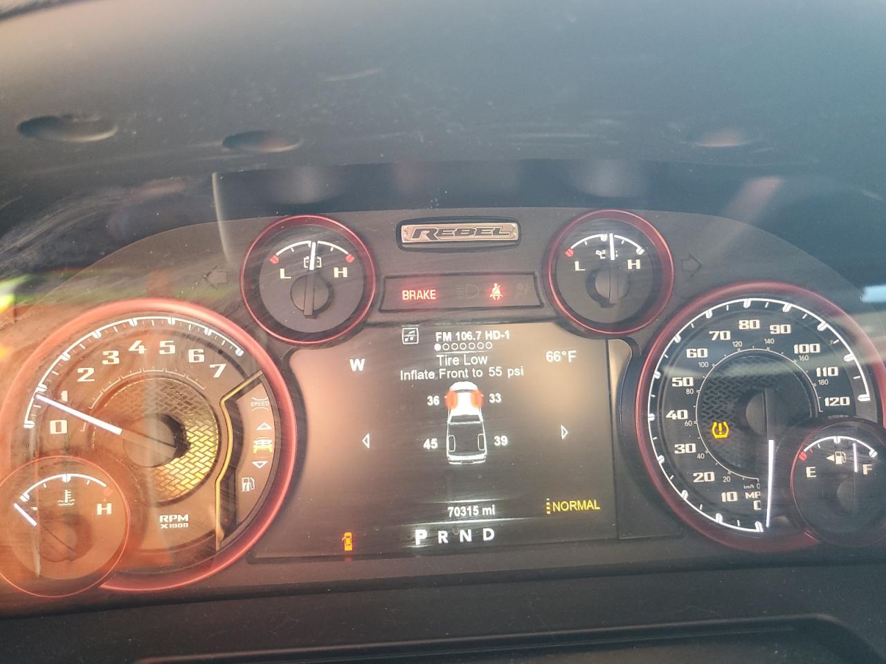 2017 RAM 1500 - Image 9