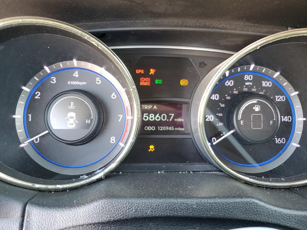 2011 Hyundai Sonata - Image 9