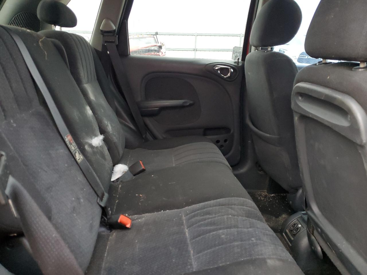 2005 Chrysler PT Cruiser - Image 11
