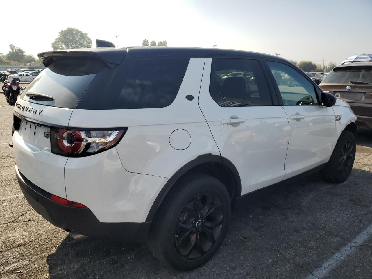 VIN SALCP2BG8HH710154 2017 LAND ROVER DISCOVERY no.3