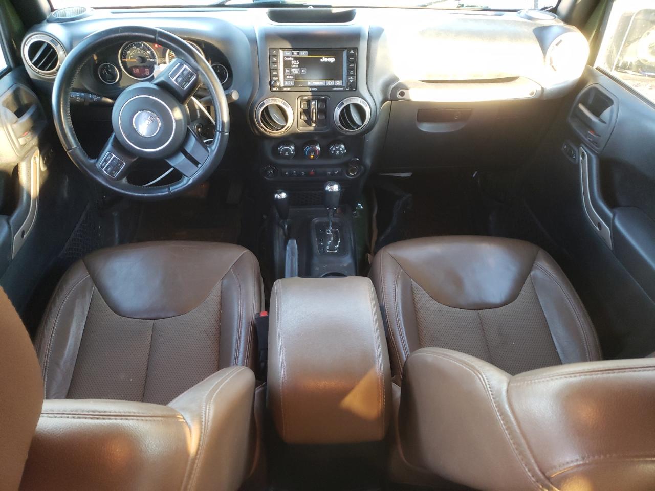 2016 Jeep Wrangler - Image 8