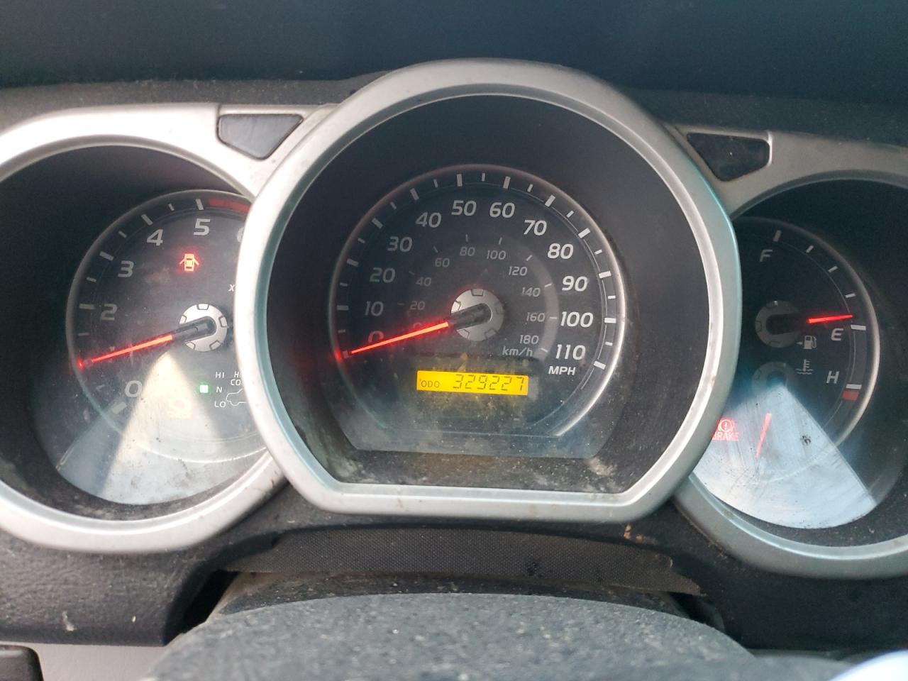 2003 Toyota 4Runner - Image 9