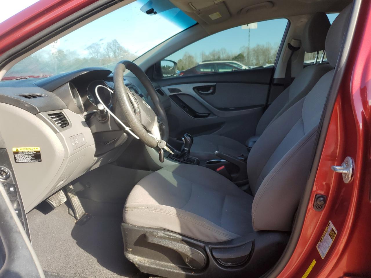 2015 Hyundai Elantra - Image 7