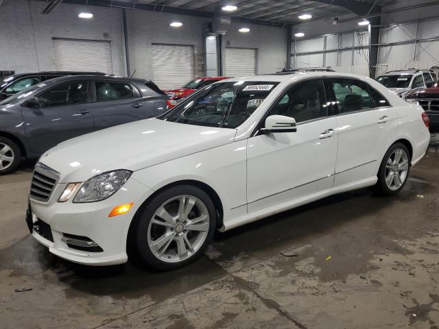  MERCEDES-BENZ E-CLASS 2013 Biały