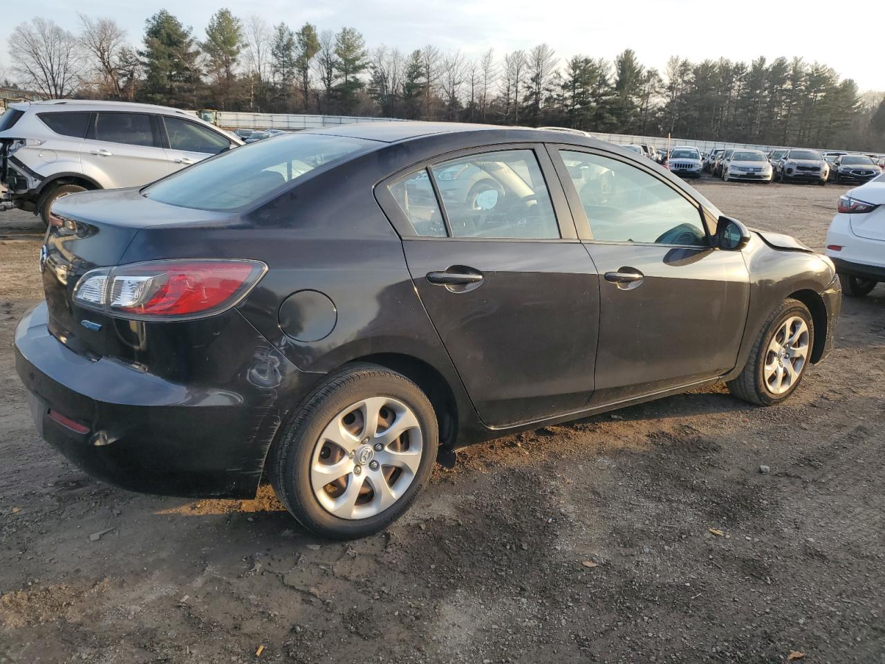 VIN JM1BL1UP3D1825639 2013 MAZDA 3 no.3