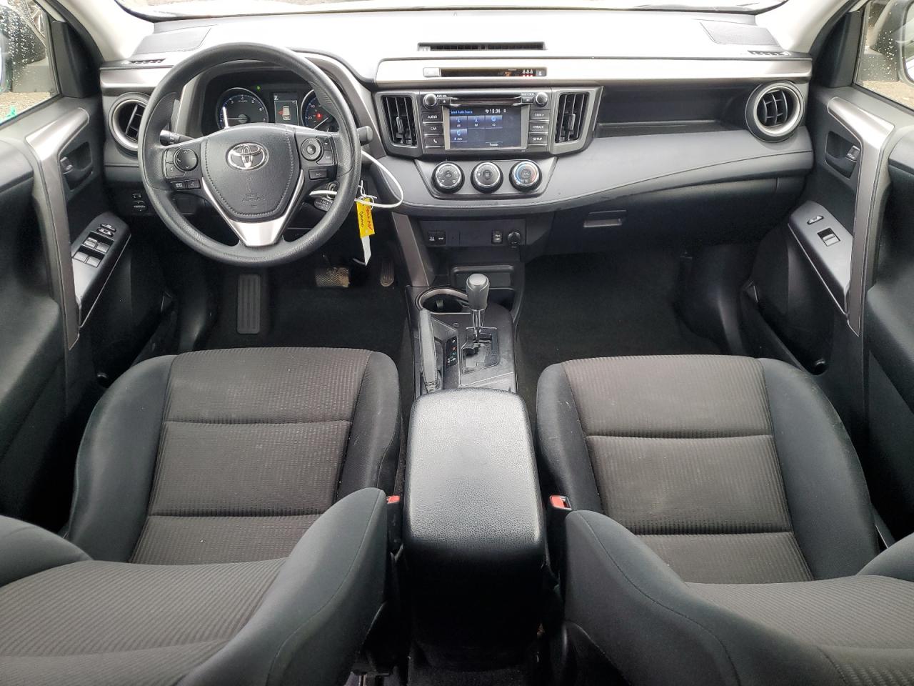 VIN JTMZFREVXHJ134471 2017 TOYOTA RAV4 no.8