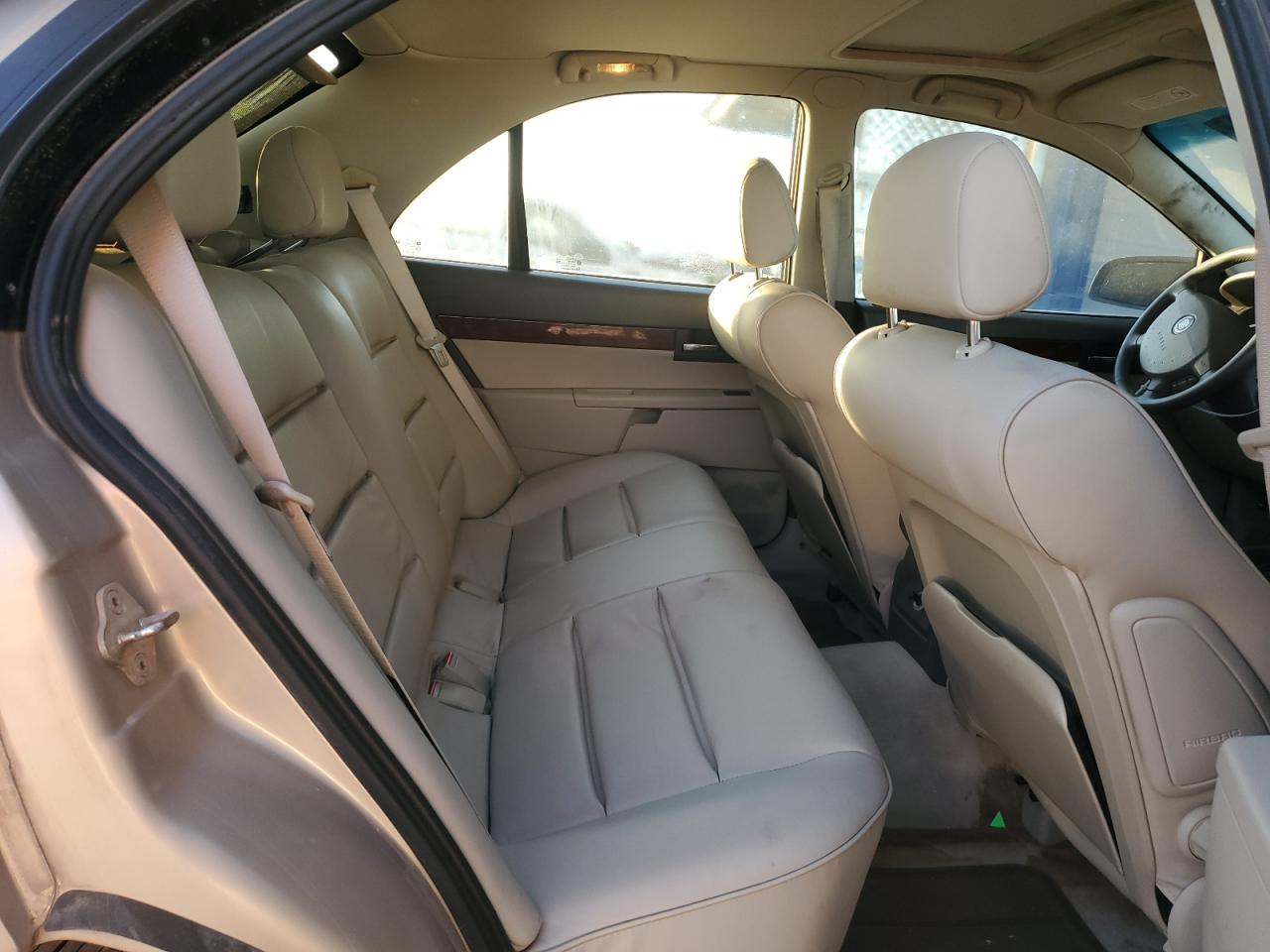 2000 Cadillac Catera VIN: W06VR54R5YR010954 Lot: 84863204