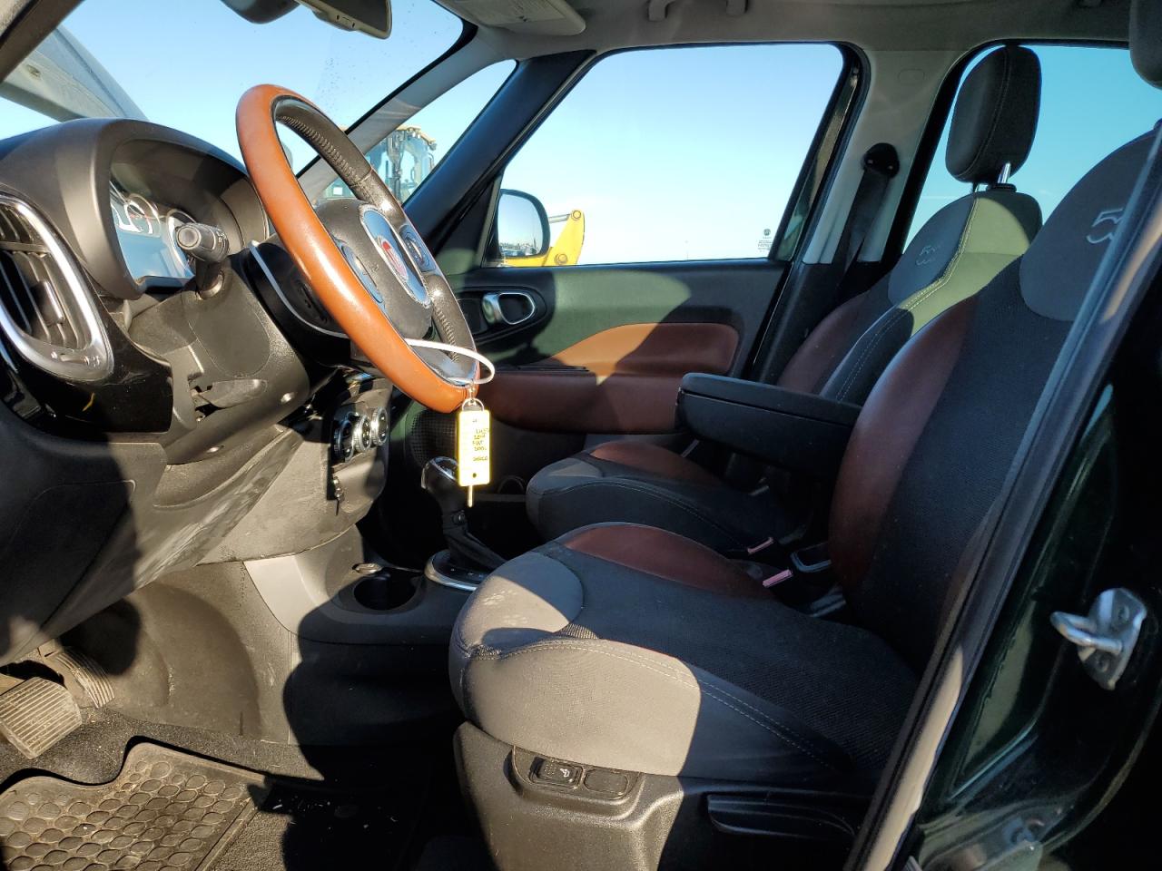 2014 Fiat 500 - Image 7