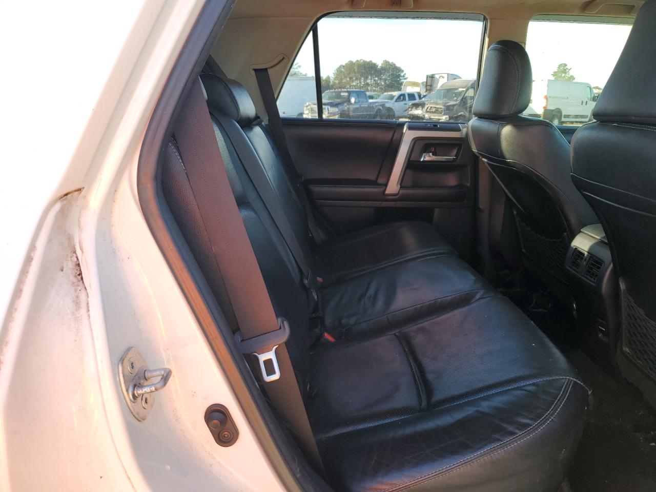 2015 Toyota 4Runner - Image 11