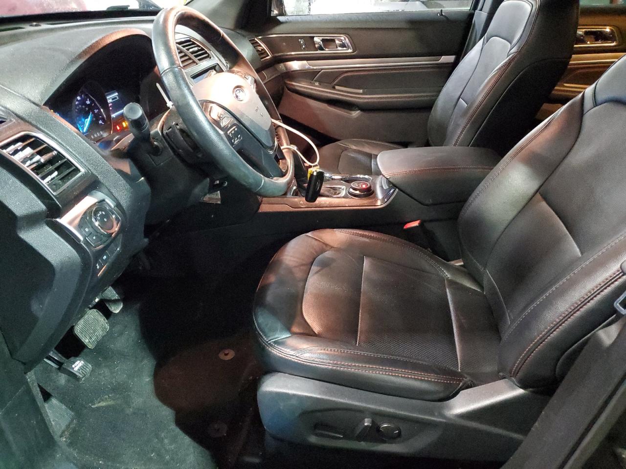 2019 Ford Explorer - Image 7
