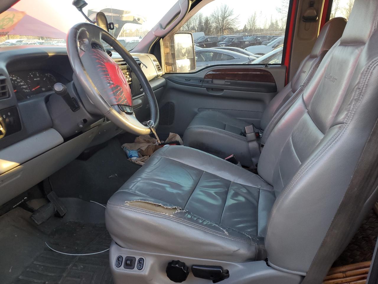 2004 Ford F350 - Image 7