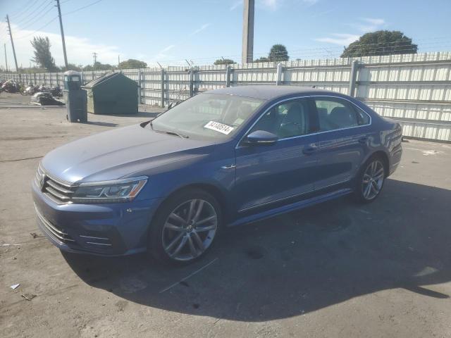  VOLKSWAGEN PASSAT 2017 Blue