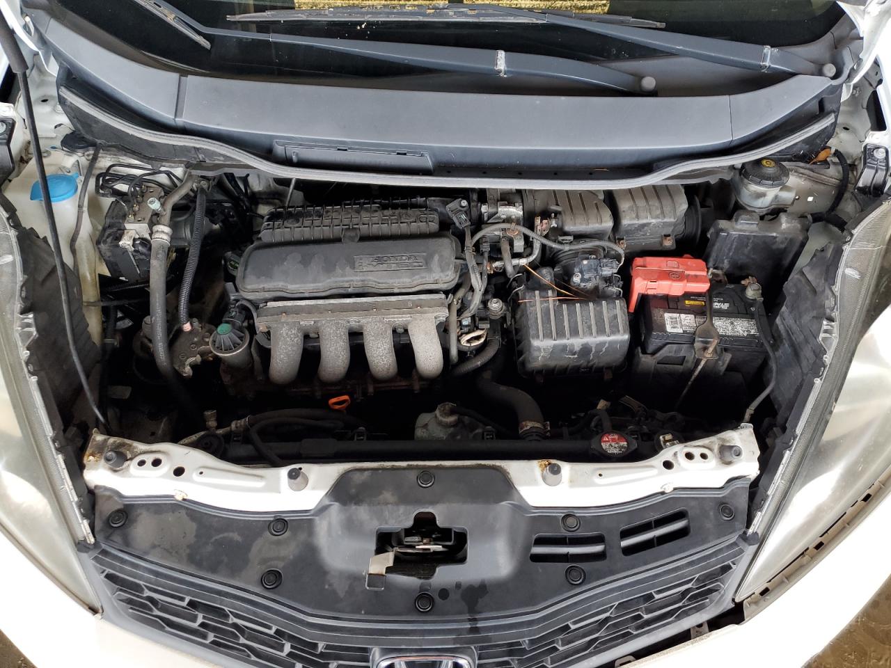 2012 Honda Fit - Image 11