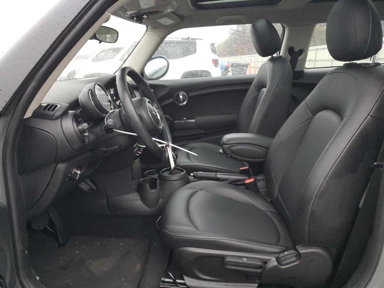 2020 MINI Cooper - Image 7