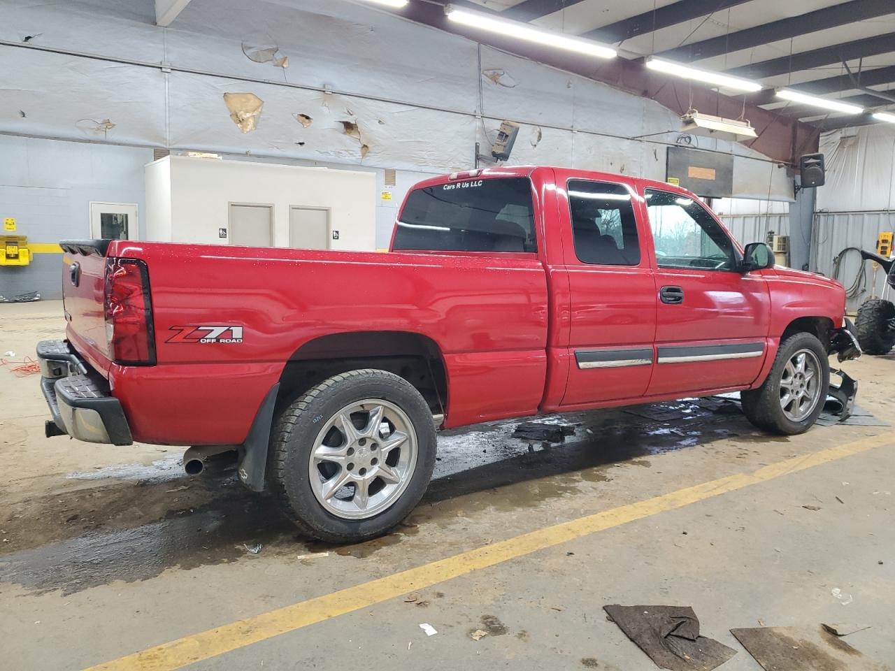 2007 Chevrolet Silverado - Image 3