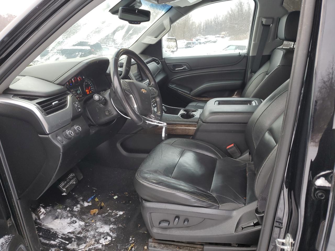2019 Chevrolet Suburban - Image 7