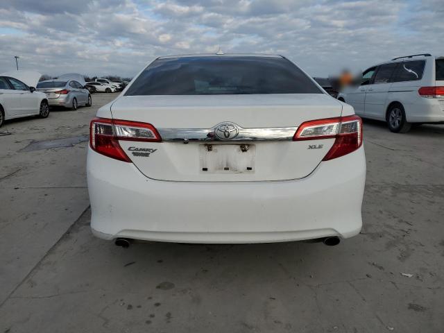  TOYOTA CAMRY 2012 Белы