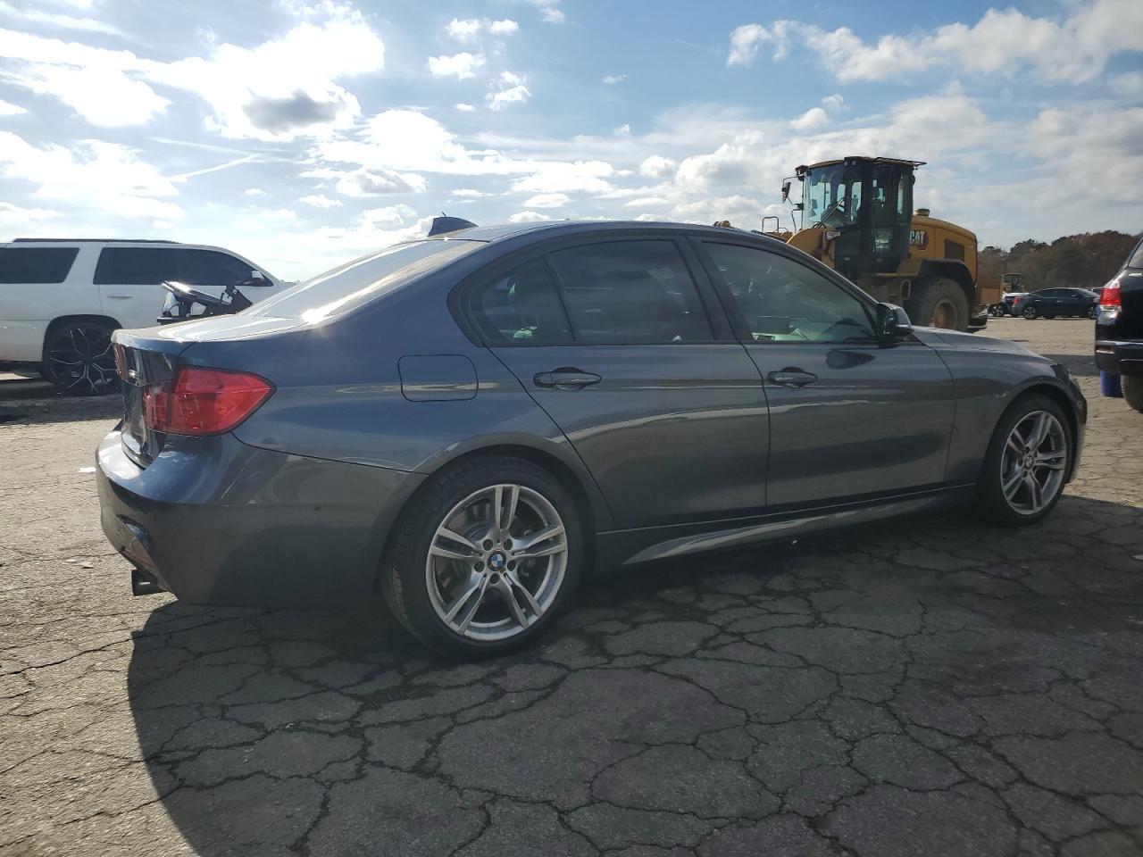 VIN WBA3B9C59DF586796 2013 BMW 3 SERIES no.3