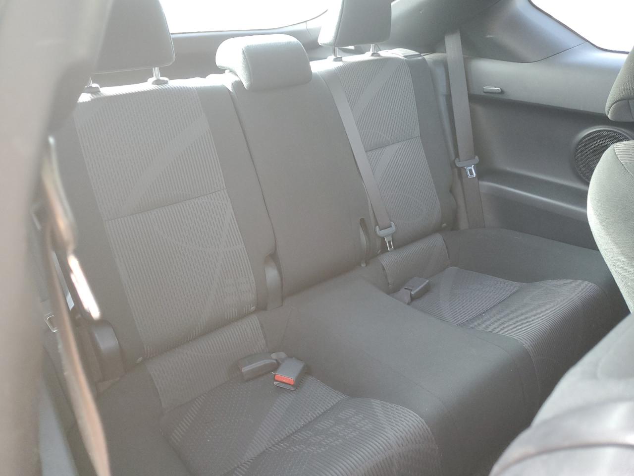 2011 Toyota tC - Image 10