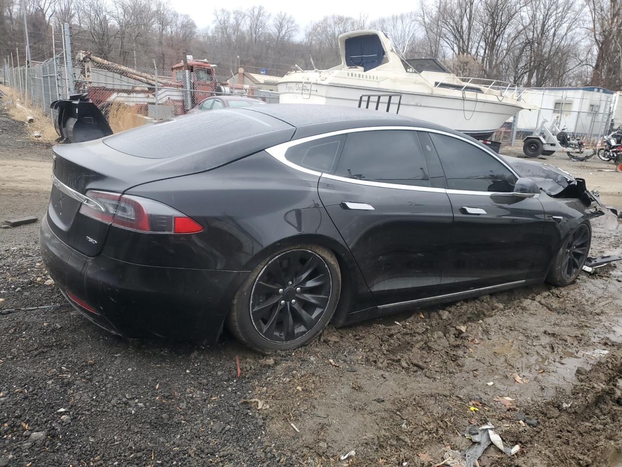 VIN 5YJSA1E24JF234246 2018 TESLA MODEL S no.3