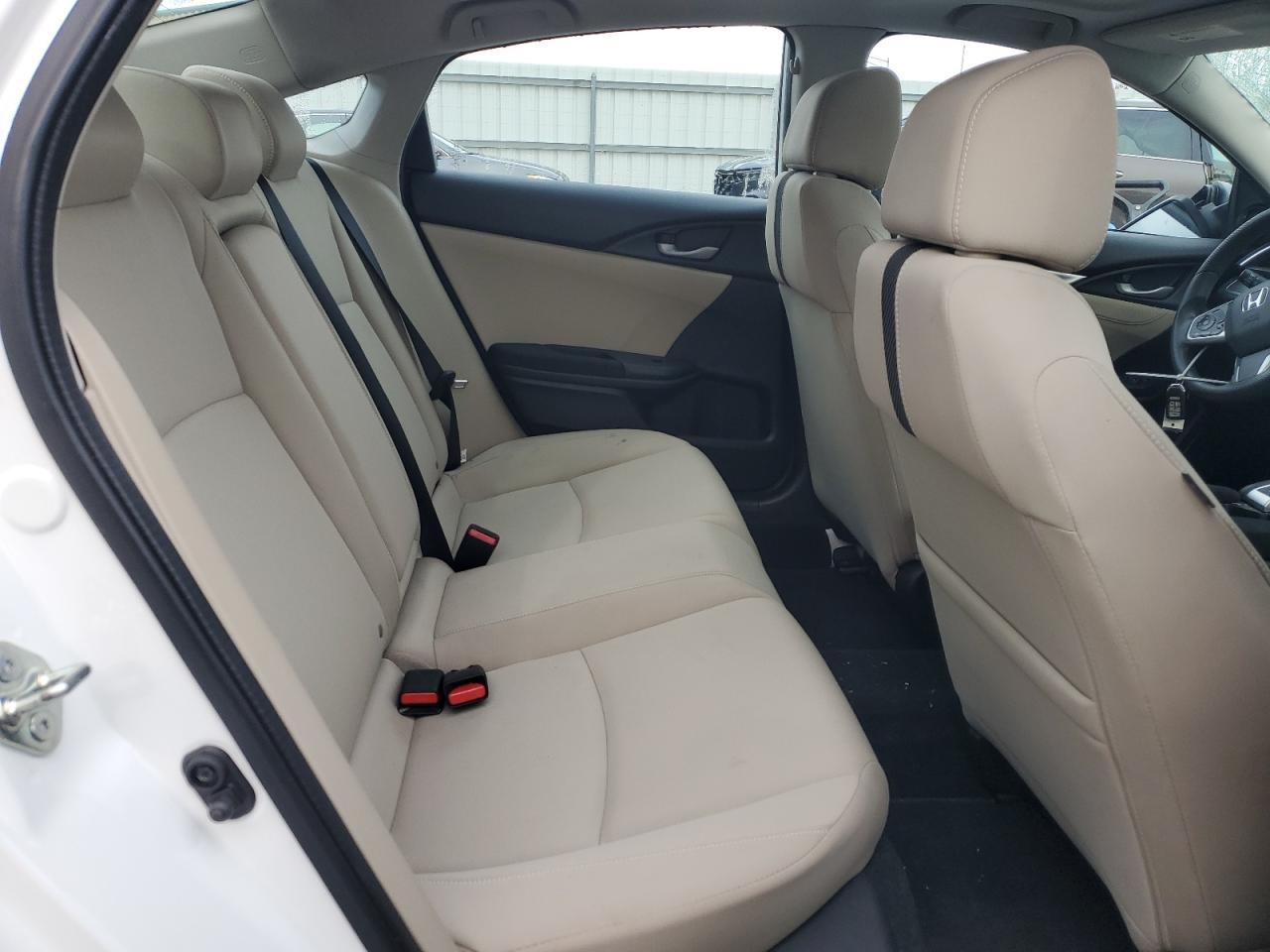2016 Honda Civic - Image 10