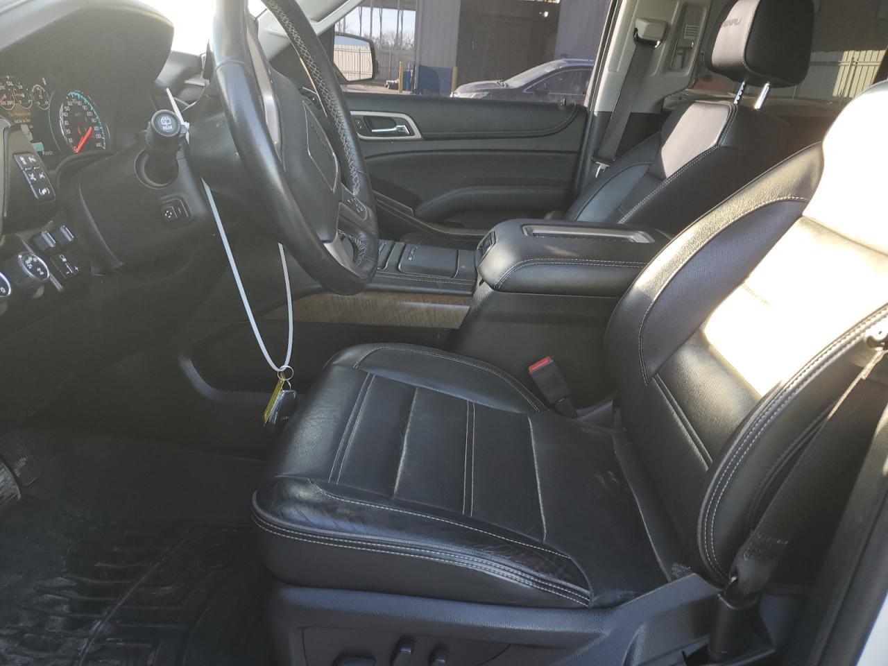 2018 GMC Yukon - Image 7