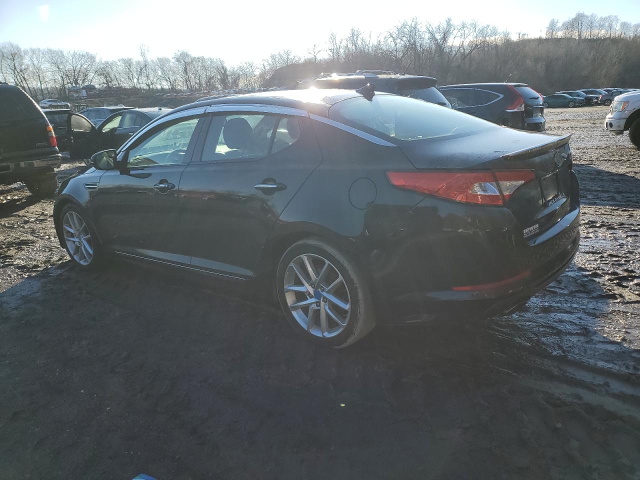 VIN 5XXGR4A62DG117730 2013 KIA OPTIMA no.2