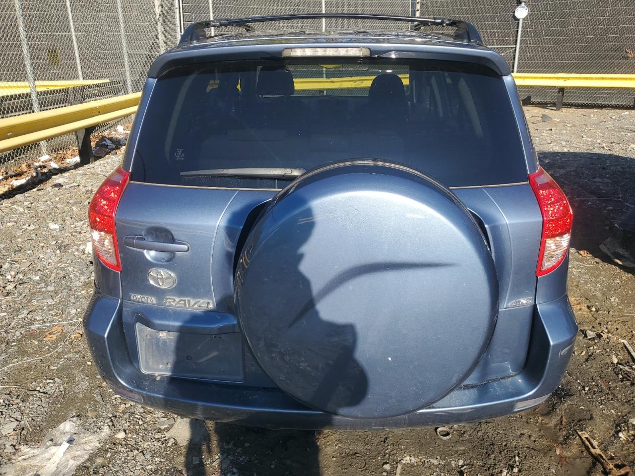 2008 Toyota Rav4 Sport VIN: JTMBD32V985145043 Lot: 86989374