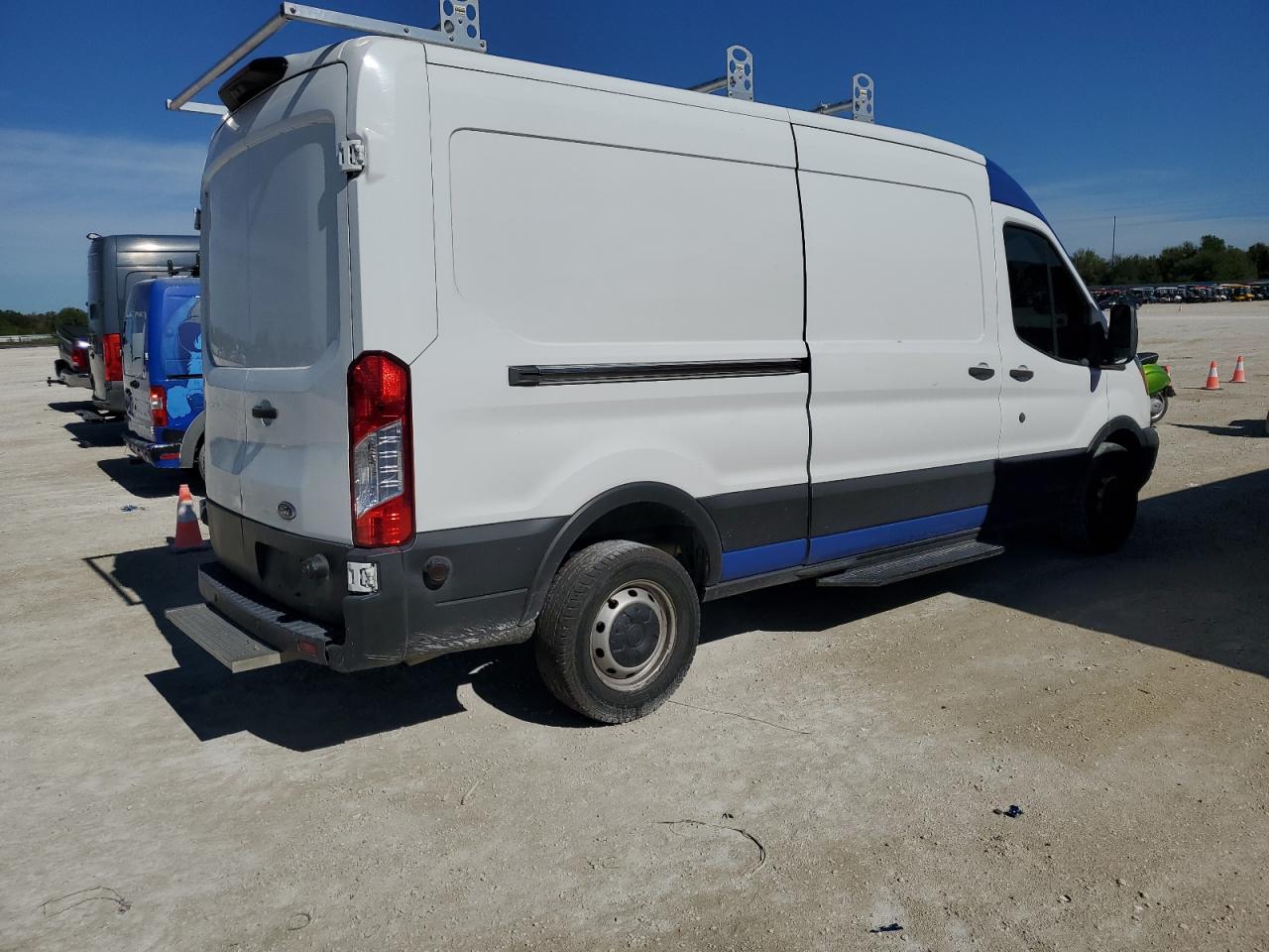 VIN 1FTYR2CM5KKA06516 2019 FORD TRANSIT no.3