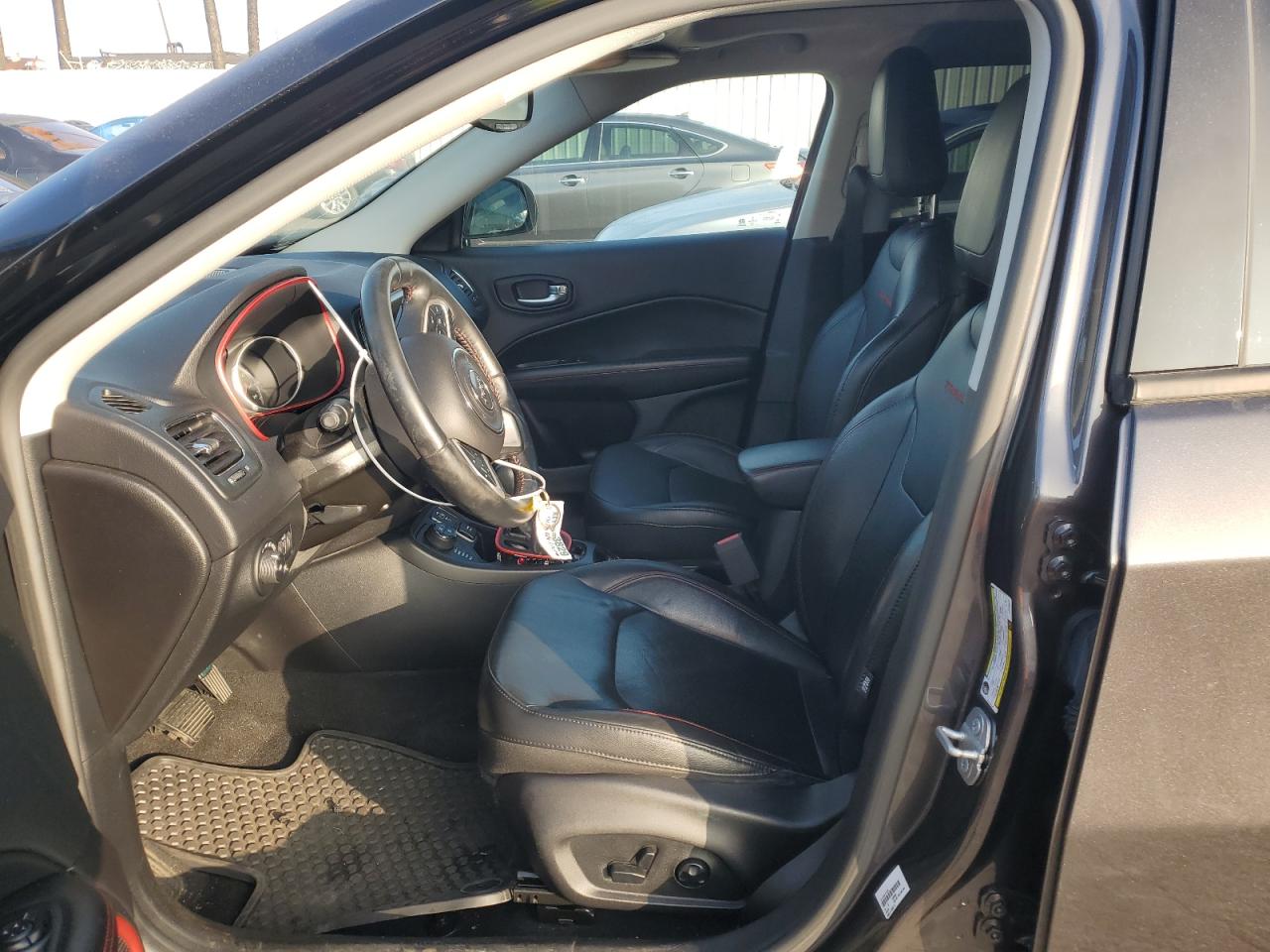 2018 Jeep Compass - Image 7