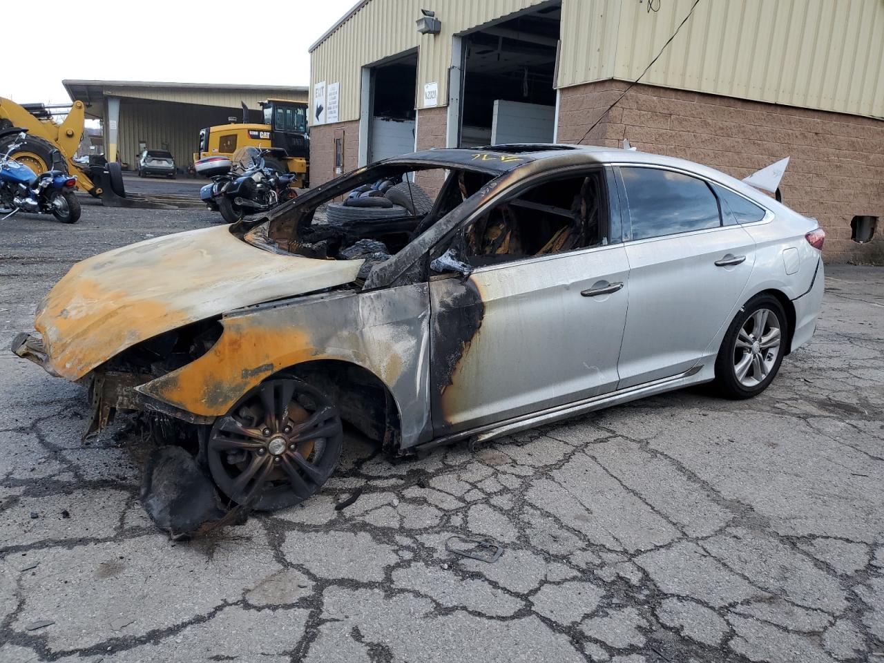 5NPE34AF8JH698501 2018 HYUNDAI SONATA - Image 1