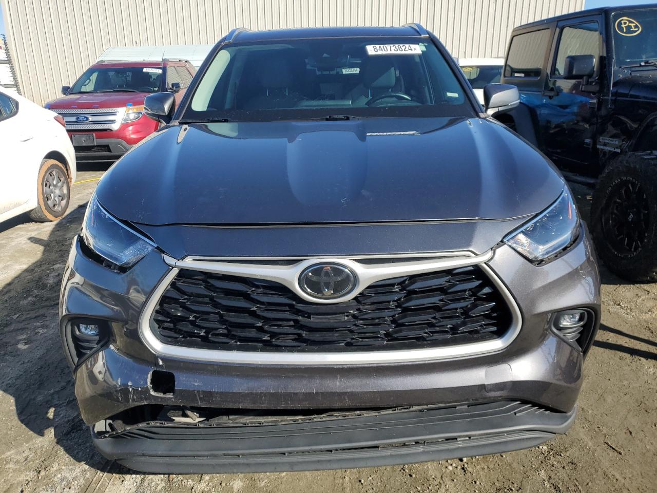 2021 Toyota Highlander - Image 5