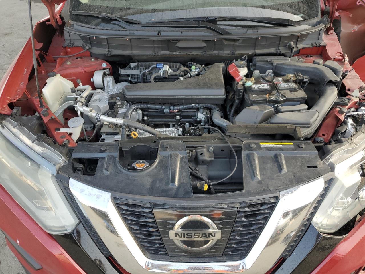 2017 Nissan Rogue - Image 13