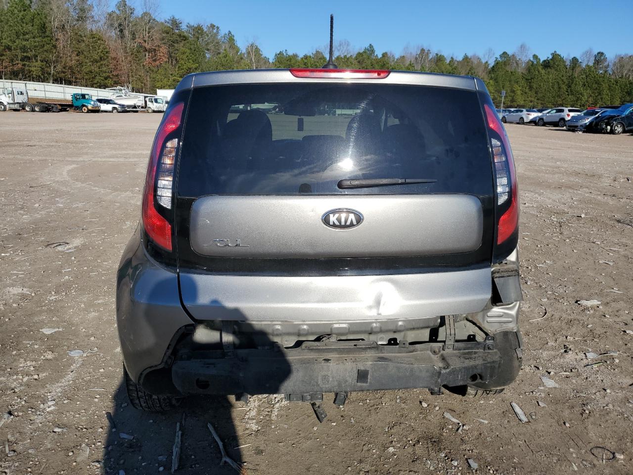 VIN KNDJN2A20E7103256 2014 KIA SOUL no.6