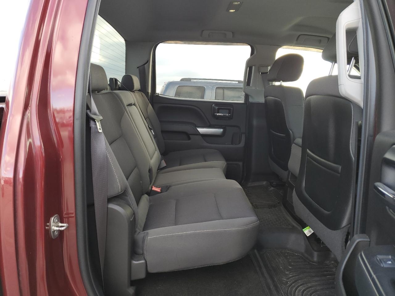 2014 Chevrolet Silverado - Image 10