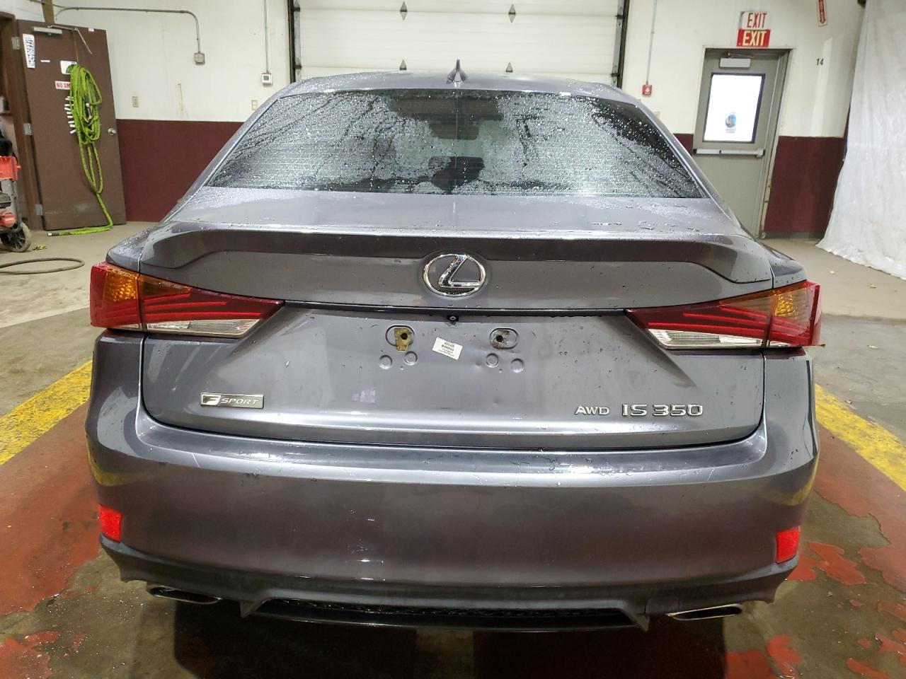 2017 Lexus IS - Image 6
