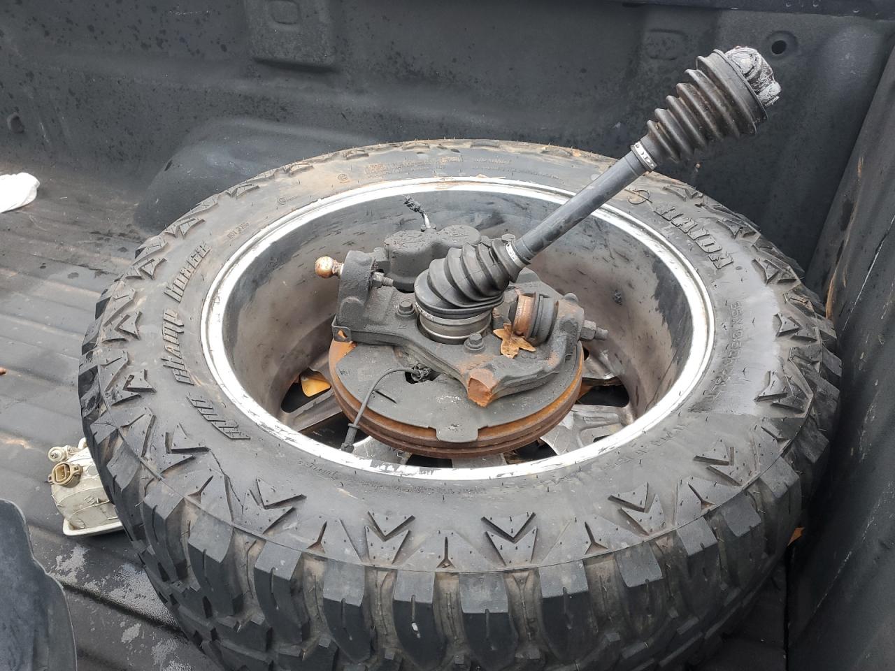 2010 Chevrolet Silverado - Image 12