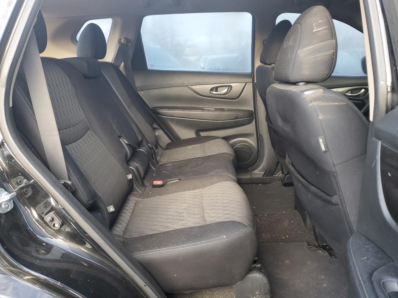 2018 Nissan Rogue - Image 10