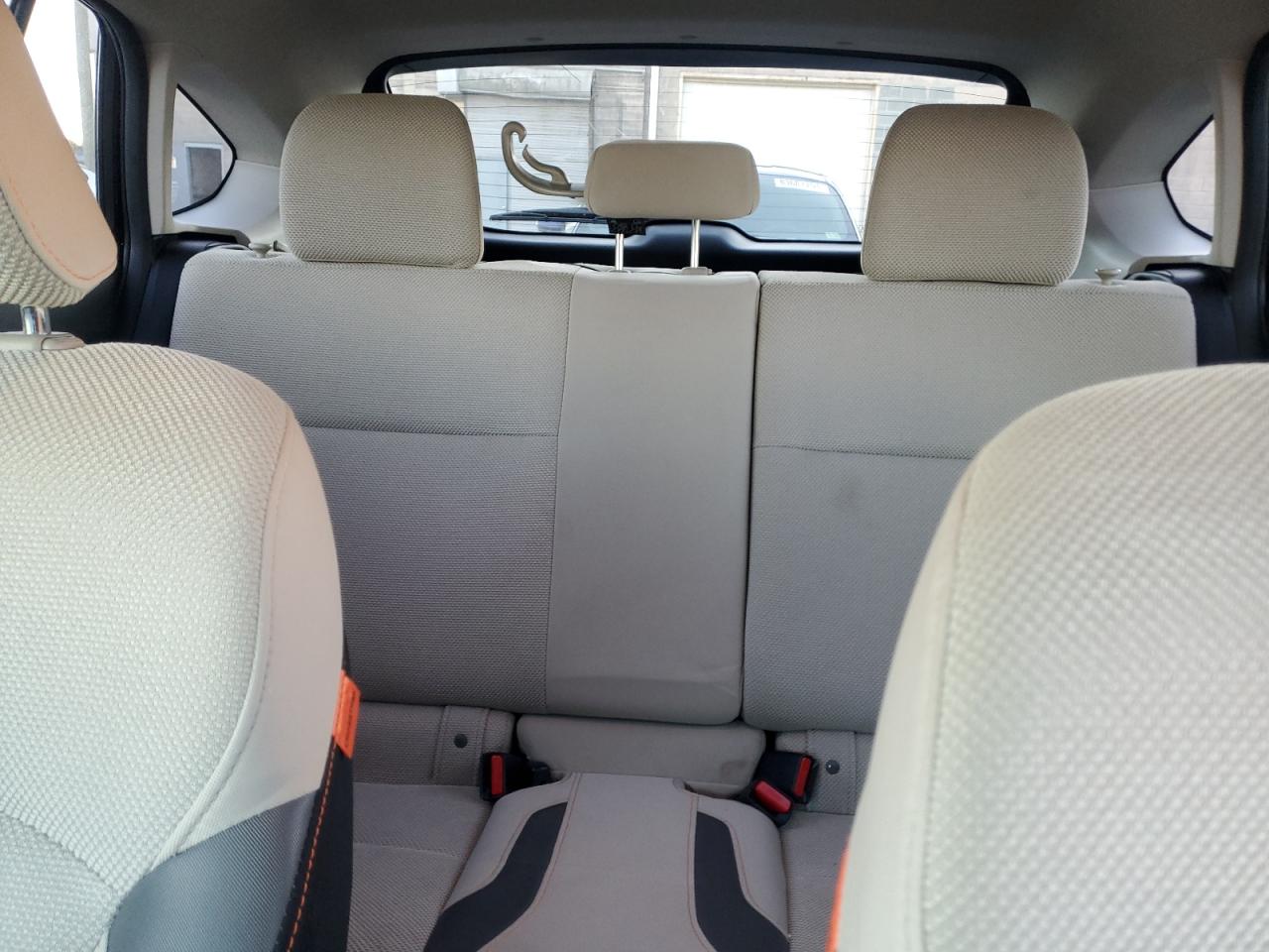2016 Subaru XV - Image 10