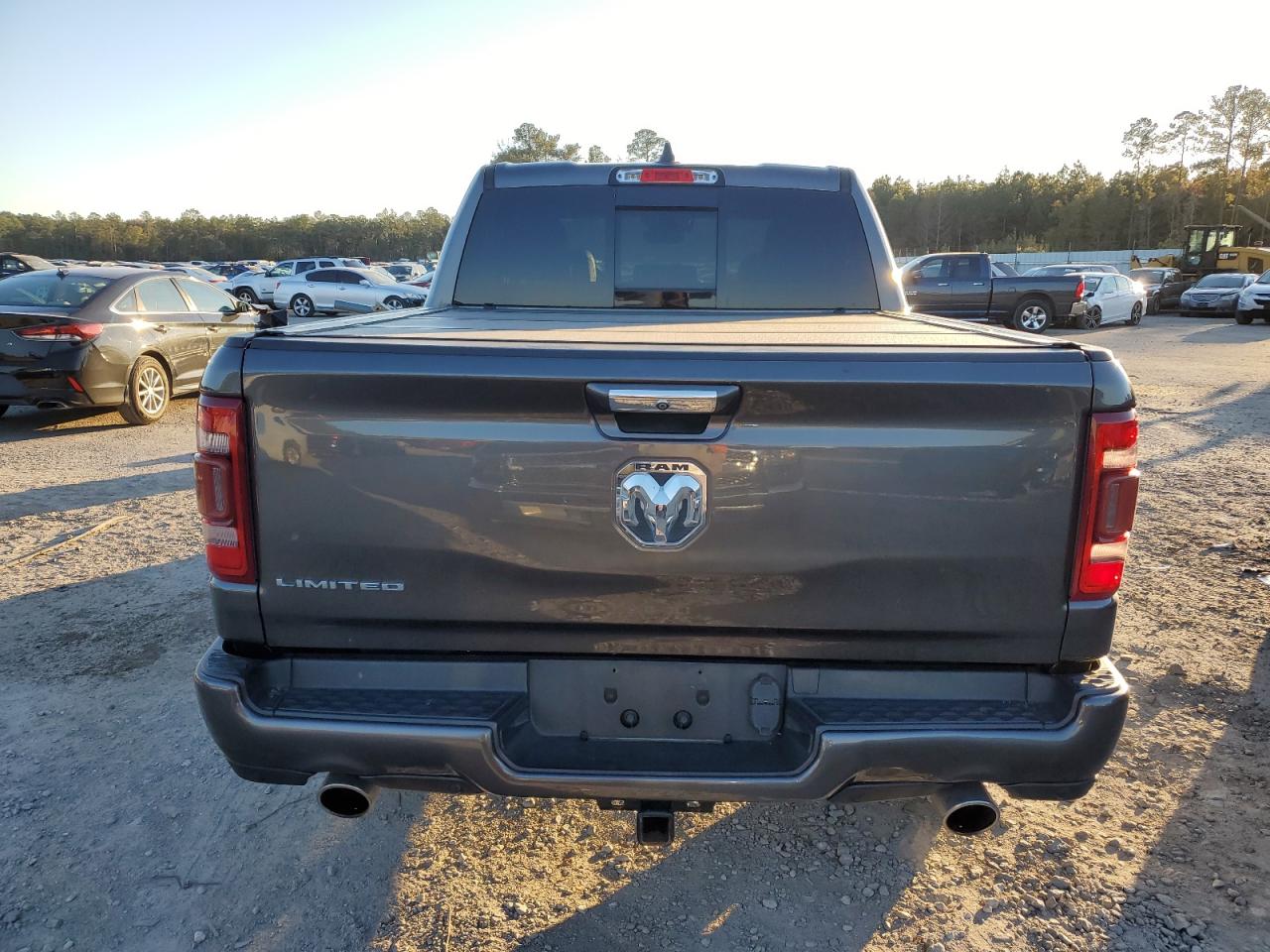 2019 RAM 1500 - Image 6