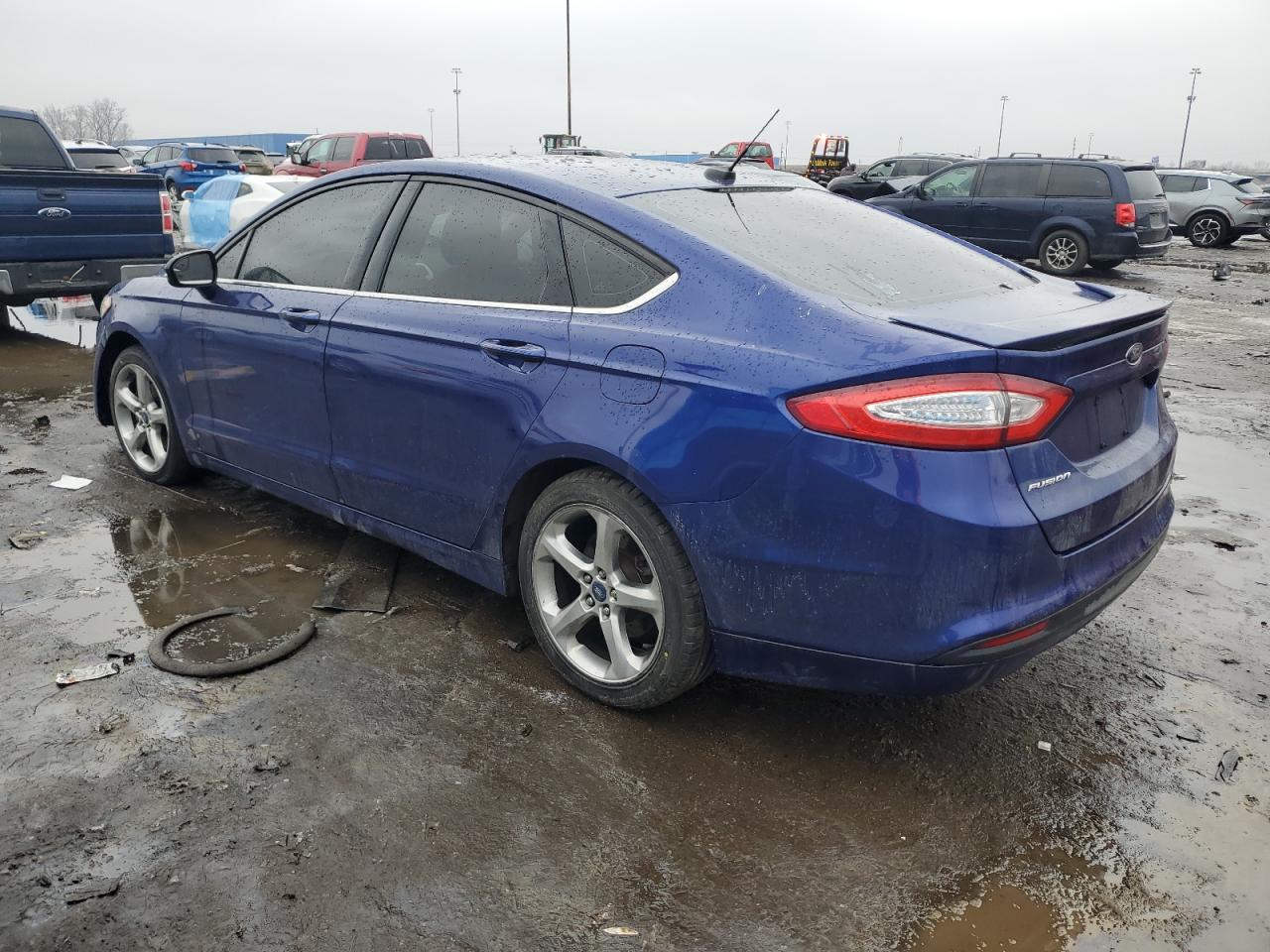 VIN 1FA6P0H73E5375310 2014 FORD FUSION no.2