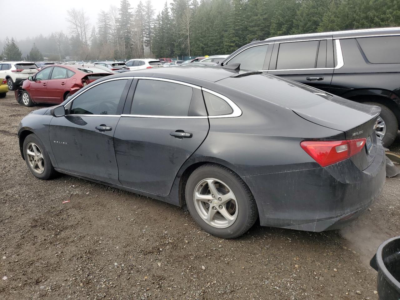 VIN 1G1ZB5ST1GF184063 2016 CHEVROLET MALIBU no.2