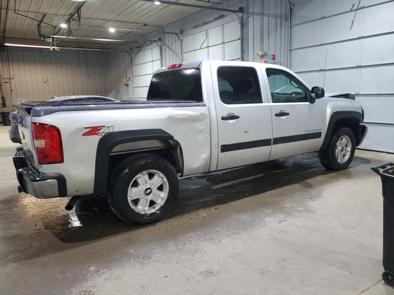 2012 Chevrolet Silverado - Image 3