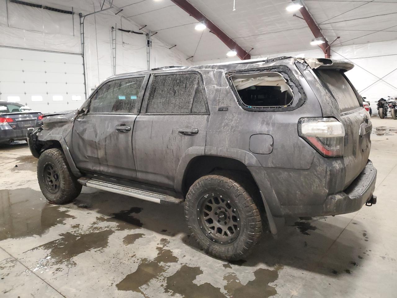 VIN JTEBU5JR2G5319285 2016 TOYOTA 4RUNNER no.2